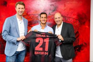 滕帅引援+1!官方:皇马功勋巴斯克斯自由身加盟勒沃库森